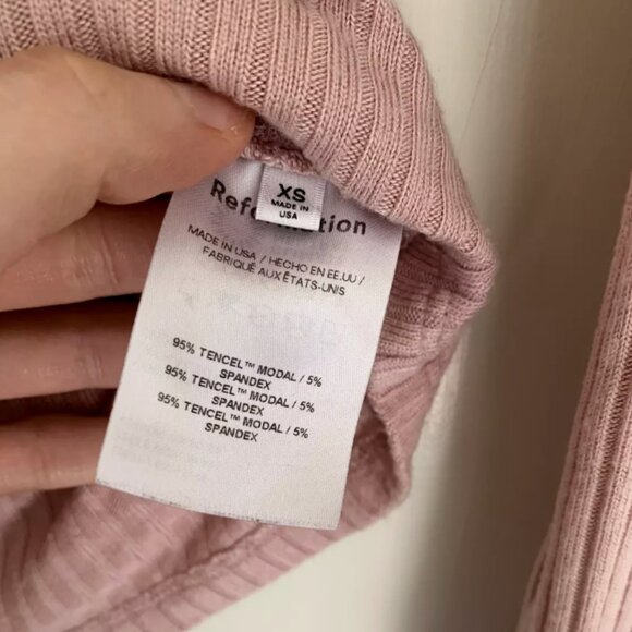 REFORMATION Gellar Knit button-up top, size XS, light pink - Picture 6 of 7